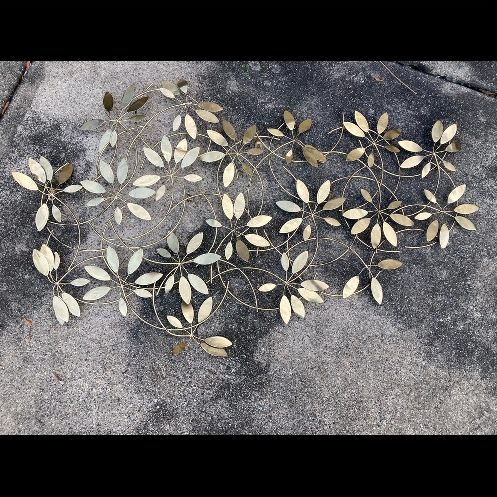 Beautiful vintage style gold leaf wall decor